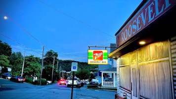 Roosevelt Beer Garden outside