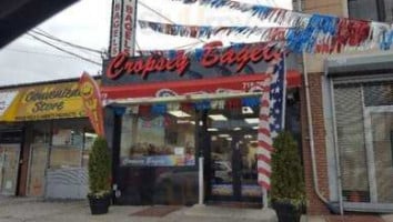 Cropsey Bagels outside