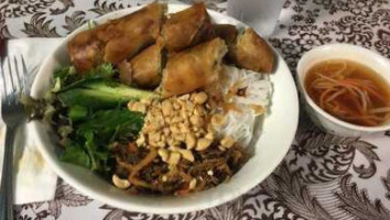 Van Hanh Vegetarian food