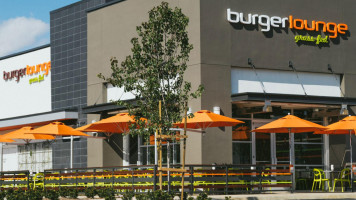 Burger Lounge inside