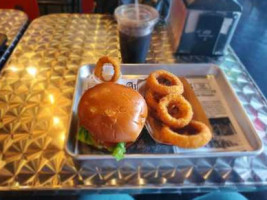 Deep South Burger food