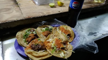Tacos Rogelio food