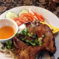 Hanoi Kitchen food