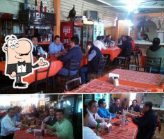 Restaurante- Bar Los Pinos food