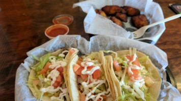 Papi's Tacos food