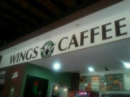 Wings Cafe food