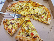 Pizza Des Deux Rives food
