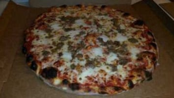 Panino's Pizzeria food