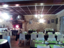 Les Tables De Muret food