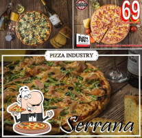 Pizza Industry El Mirador inside