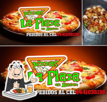 Pizzas La Plaza En Bacum food