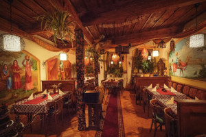 Fuchshohl - Restaurant Punjabi Haveli - Indische Spezialitaten inside
