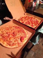 Little Caesars Pizza food