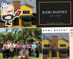 Xuni Buffet food