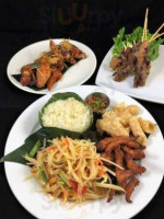 Kinn Kao Northern Thai Kitchen food