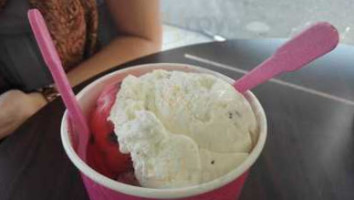 Baskin-robbins food