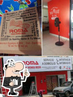 Roma Pizza/wings/beer inside