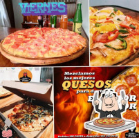 Diablito's Pizza food