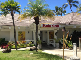 Hula Shores outside