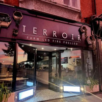 Terroir Tapas outside