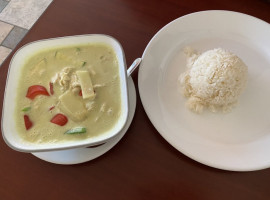 Ladda Thai Cuisine food