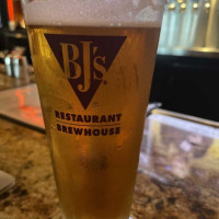 Bj's Brewhouse food