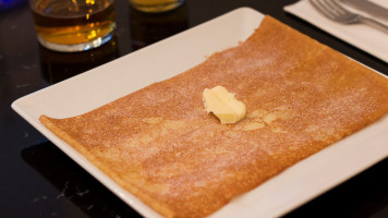 Crepe Avenue food