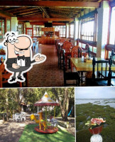 Isla Giron Restaurant-bar inside