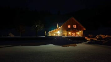 Auberge Du Praz outside