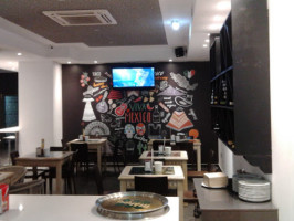 Caracter food