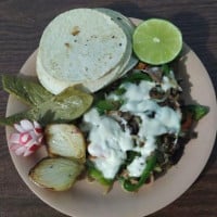 Cenaduria Garcia's Tacos&tlayudas food