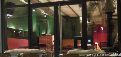 Bassano Bar Cafe inside