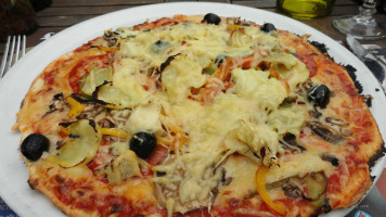 Pizzeria La Notte food