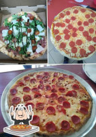 Fratelli's Pizza 2 food