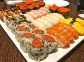 Sushi Para 88 food