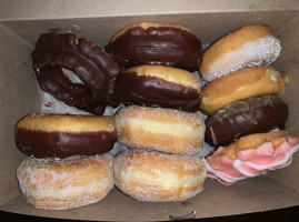 Hana's Donuts food