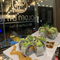 Sushi Monna food