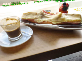 Ameluz Cafe food