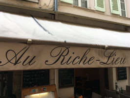 Au Riche-Lieu food