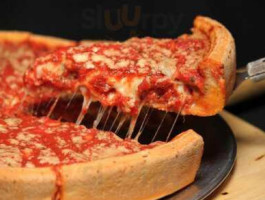 Romano's Chicago Pizzeria food