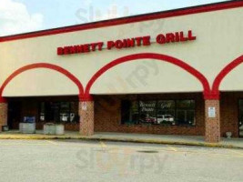 Bennett Pointe Grill outside