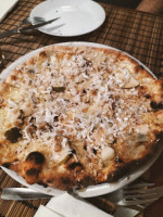 Pizzeria Mamma Mia inside