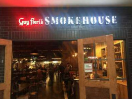 Guy Fieri's Smokehouse food