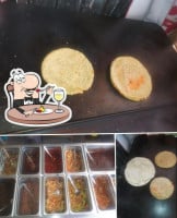 Gorditas Los Compadres food