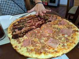 Pizzeria Istria food