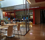 Carreras inside