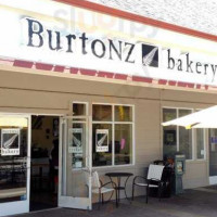 Burtonz Bakery inside