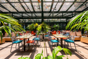 Jardin De Recoletos Restaurante inside
