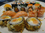 Sushi'n Eden food