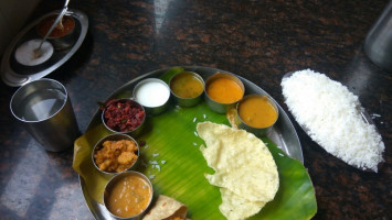 Hotel Kasturi food